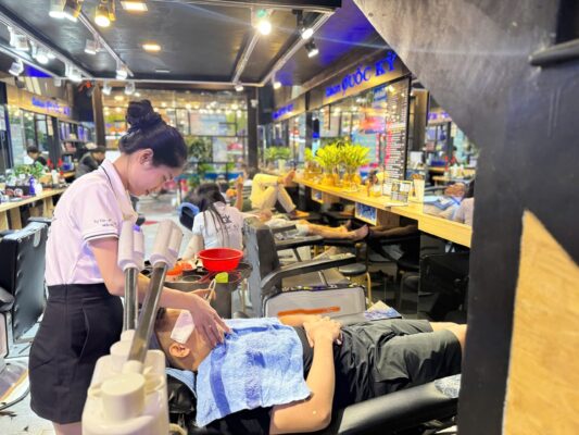 Massage đầu gội đầu