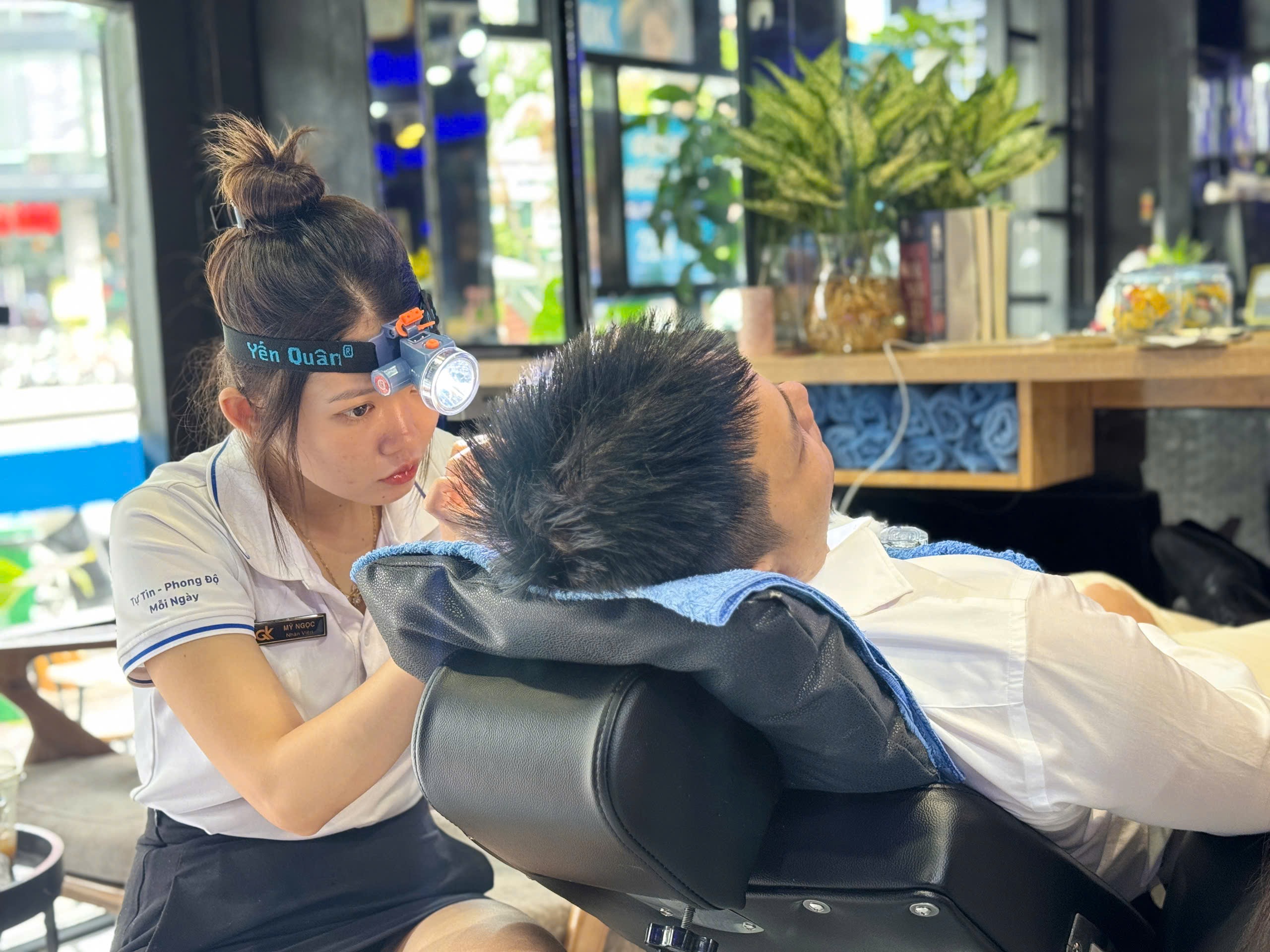 Giới thiệu về dịch vụ ráy tai không đau